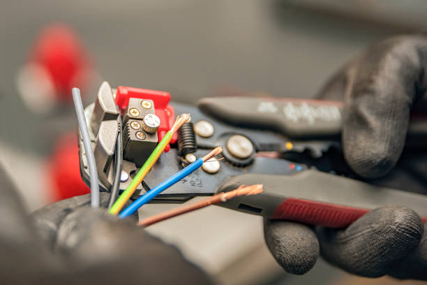 Best Commercial Electrician Services  in Salina, OK